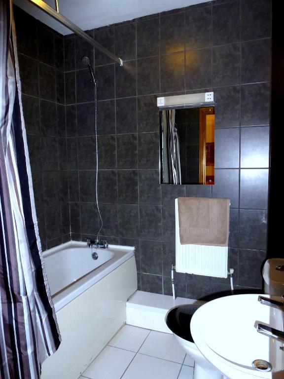 كول شيستر Riverside Hotel الغرفة الصورة
